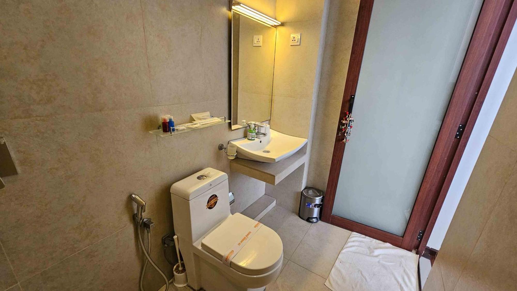 Lotus Colombo Guesthouse エクステリア 写真